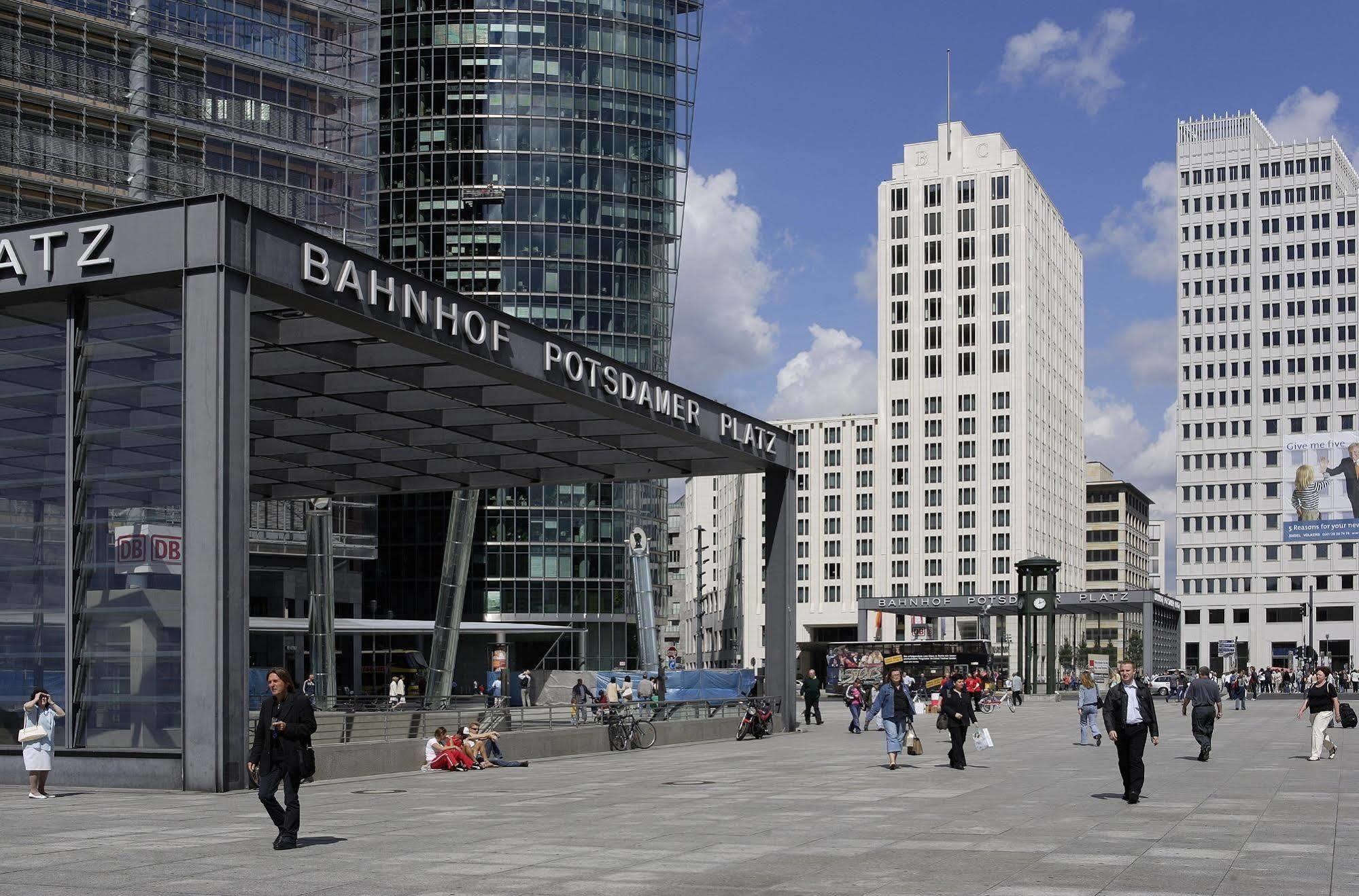Hampton By Hilton Berlin City Centre Alexanderplatz Zewnętrze zdjęcie